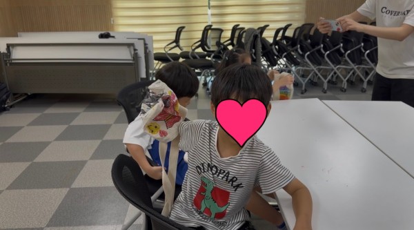 e359423da1c100a94b5f681eb664dee7_1760971370_7928.jpg